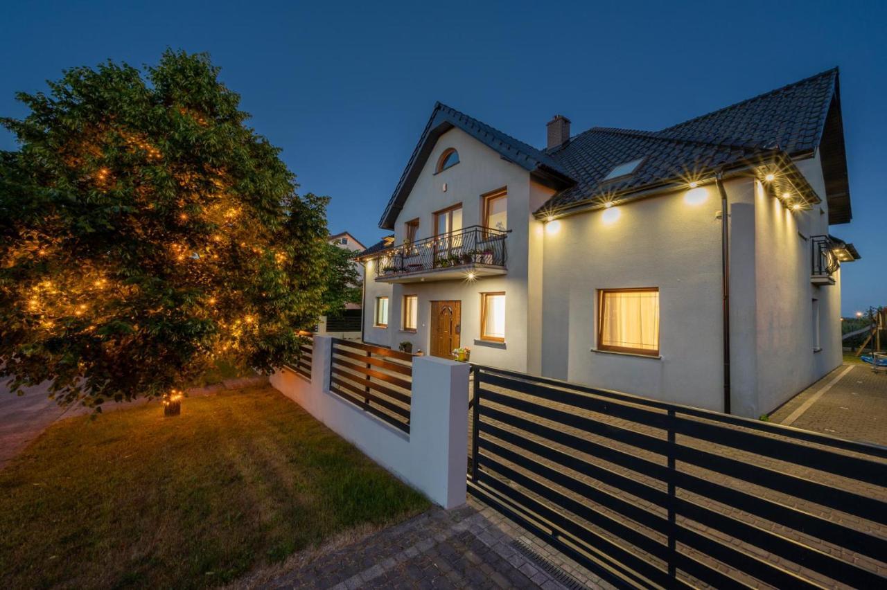 Seaesta Darlowo - Komfortowe Pokoje I Apartamenty Exterior photo